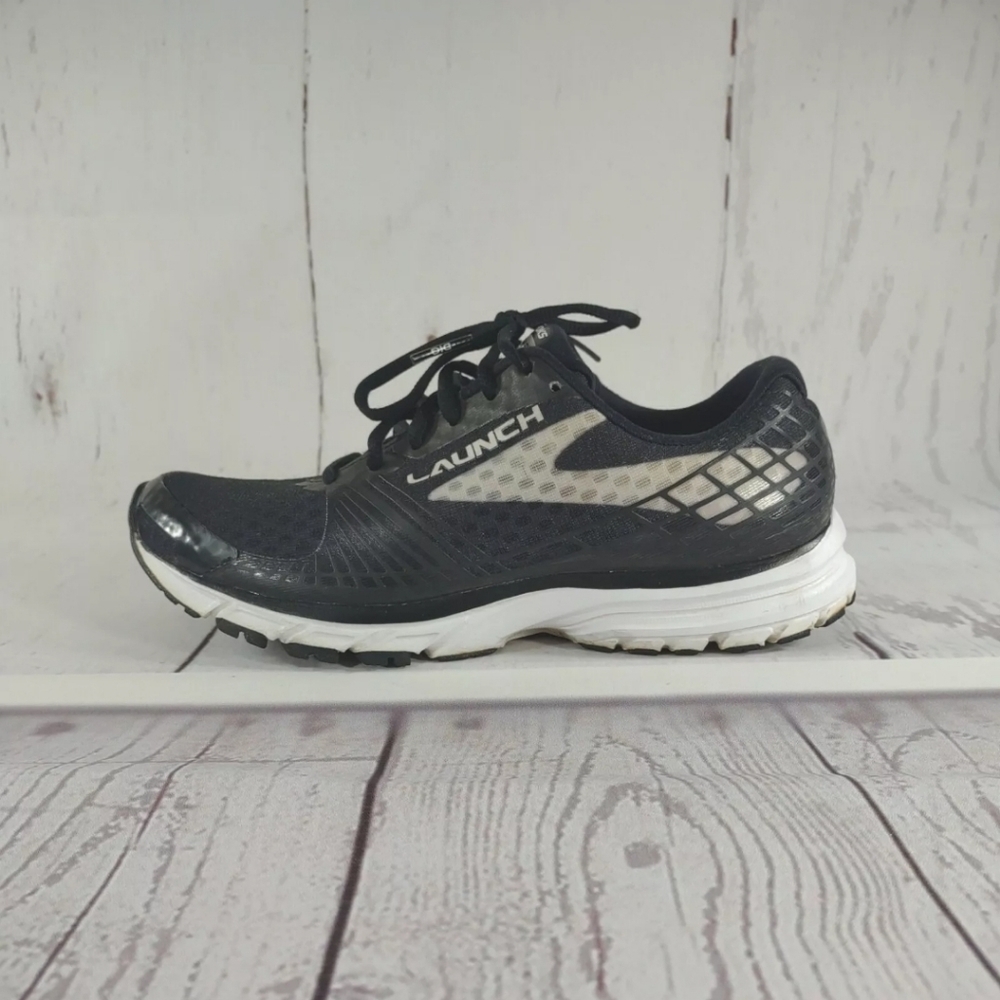 Brooks Launch 3 Running Shoes Black Athletic Woman Sneakers Sz 9.5